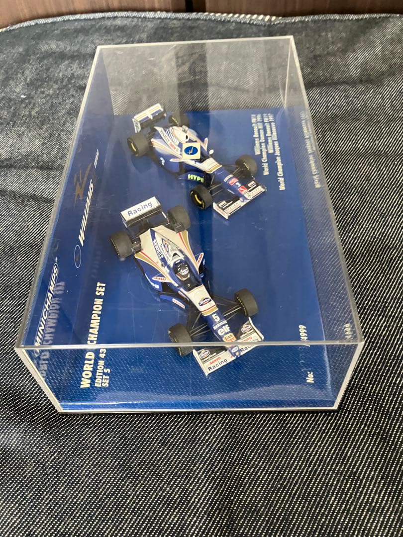 ミニチャンプスF1 1/43 WILLIAMS FW18、FW19 デカール付