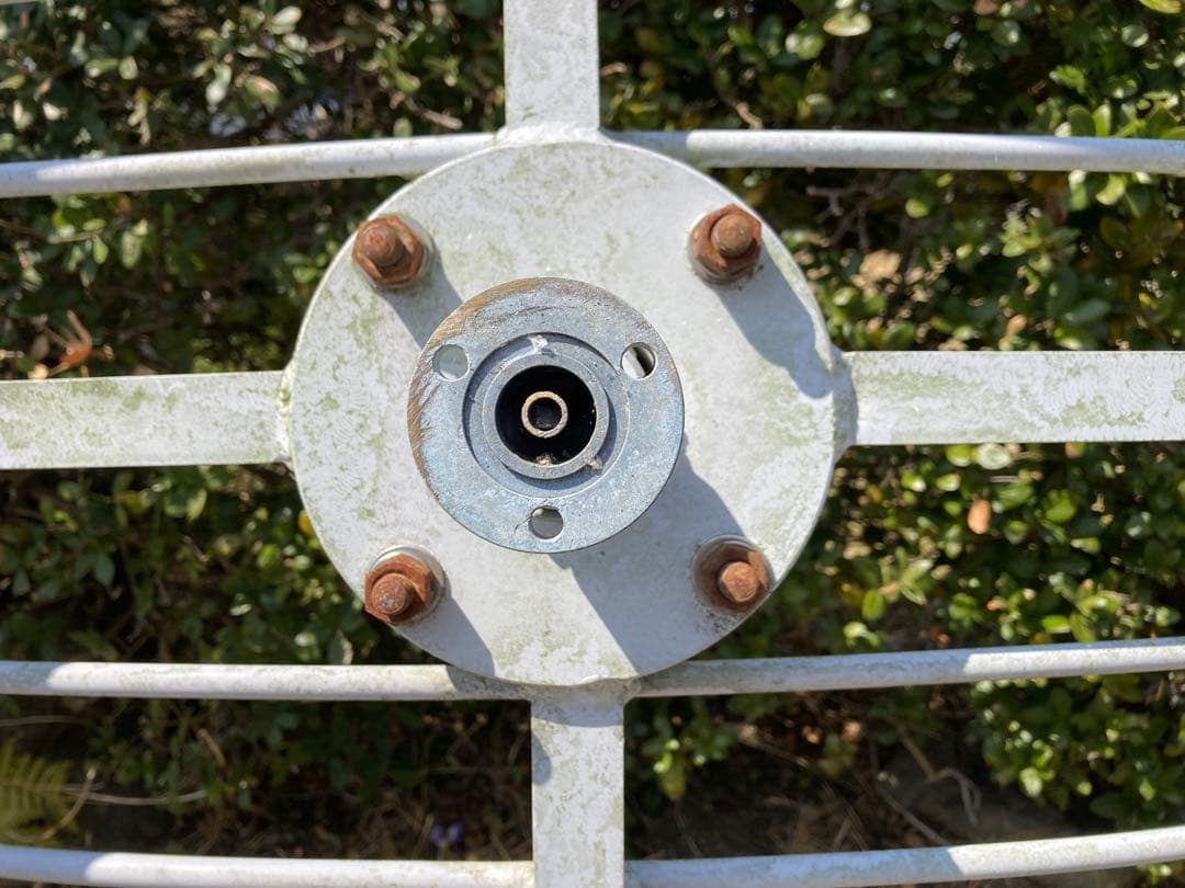 【値下げ】2.4mΦグリッドパラボラアンテナ反射板