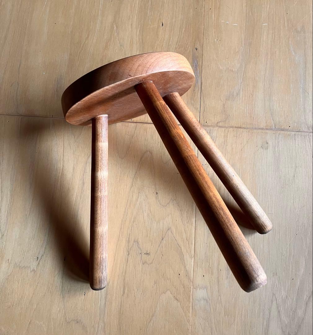 ヴィンテージスツール 3本脚 ブルータリズム フランス製 無垢材