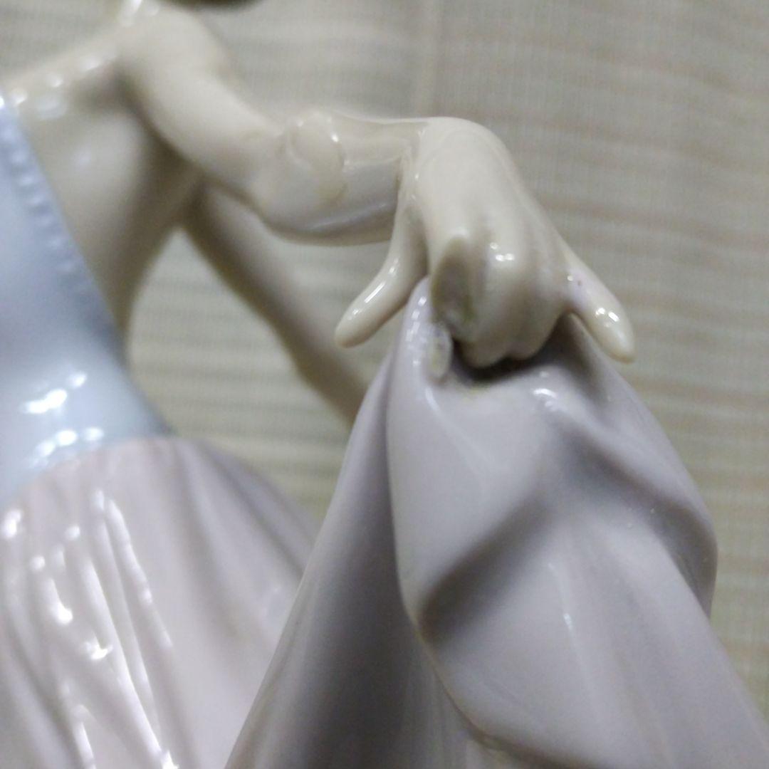 ☆期間限定理由あり特価！【リアドロ『踊る少女』現状品】