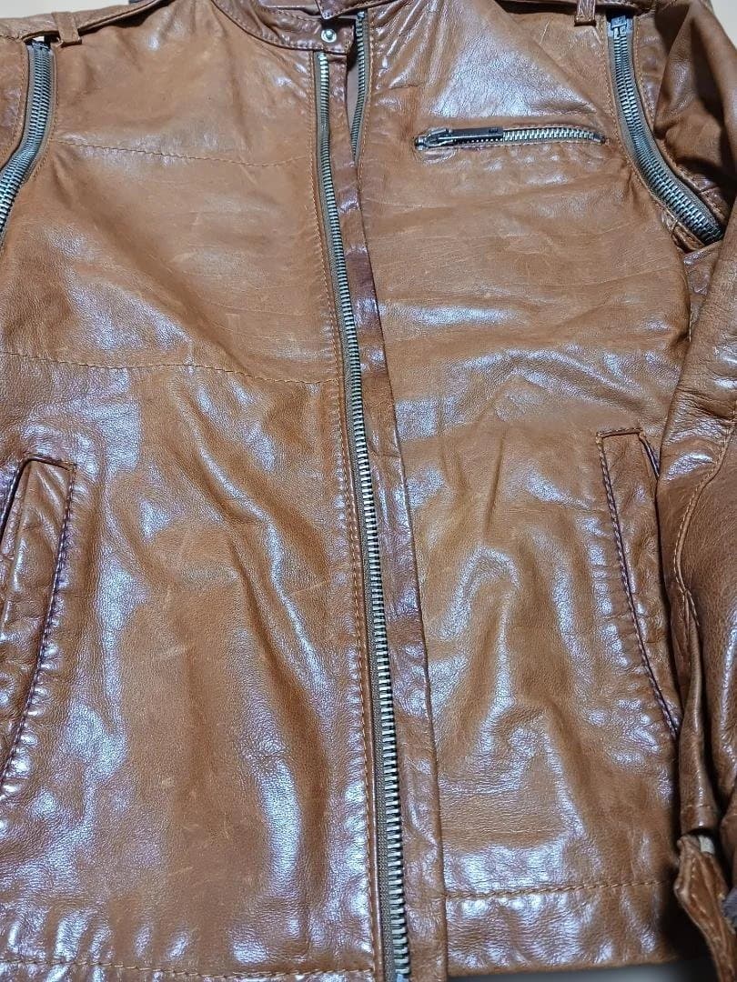 お肉食べたい商品Alessandro dell'Acqua