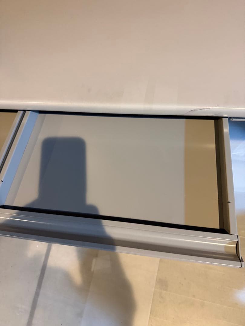 引き出し付きグレーオフィスデスク　引き取り限定