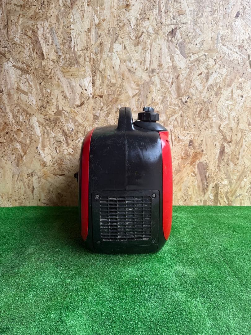 整備済 新ダイワ ポータブル発電機 iEG1600M 防災 レジャー 防音 軽量