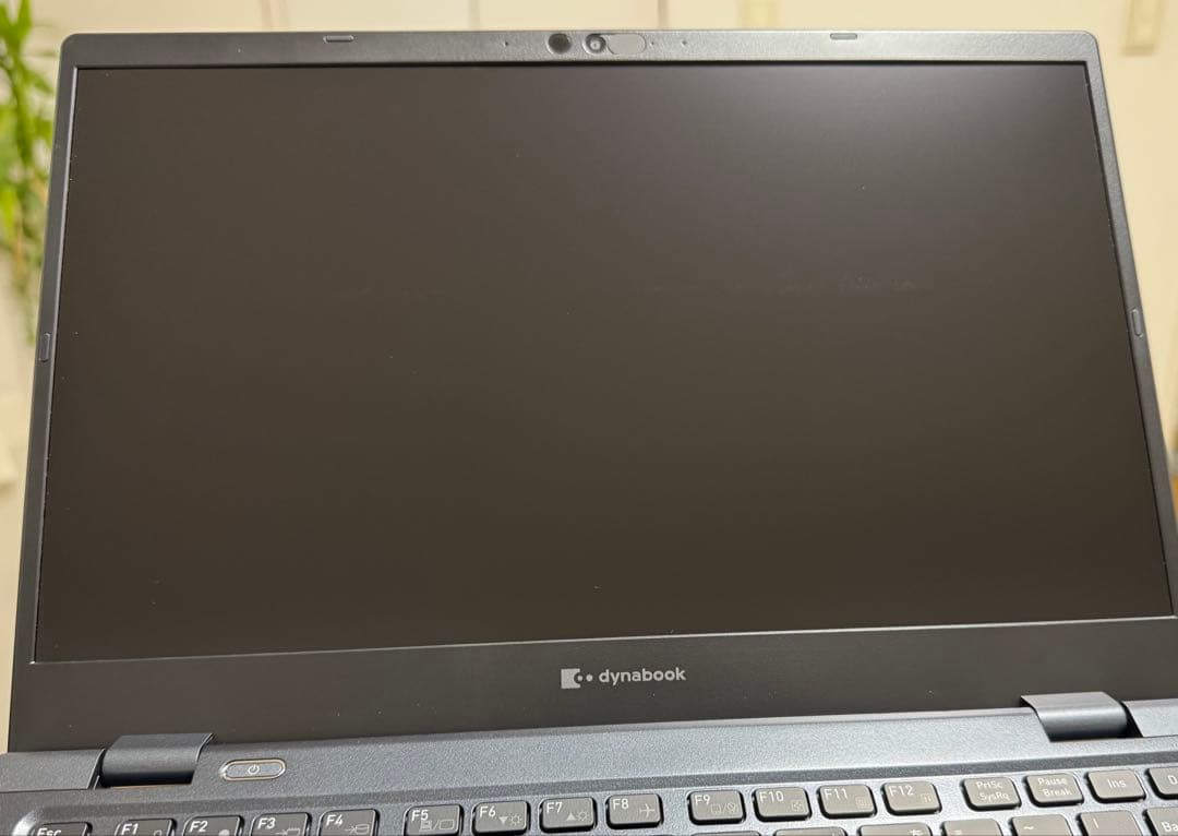 累積372 東芝 G83LY 16GB Office 顔/指紋認 2024モデル