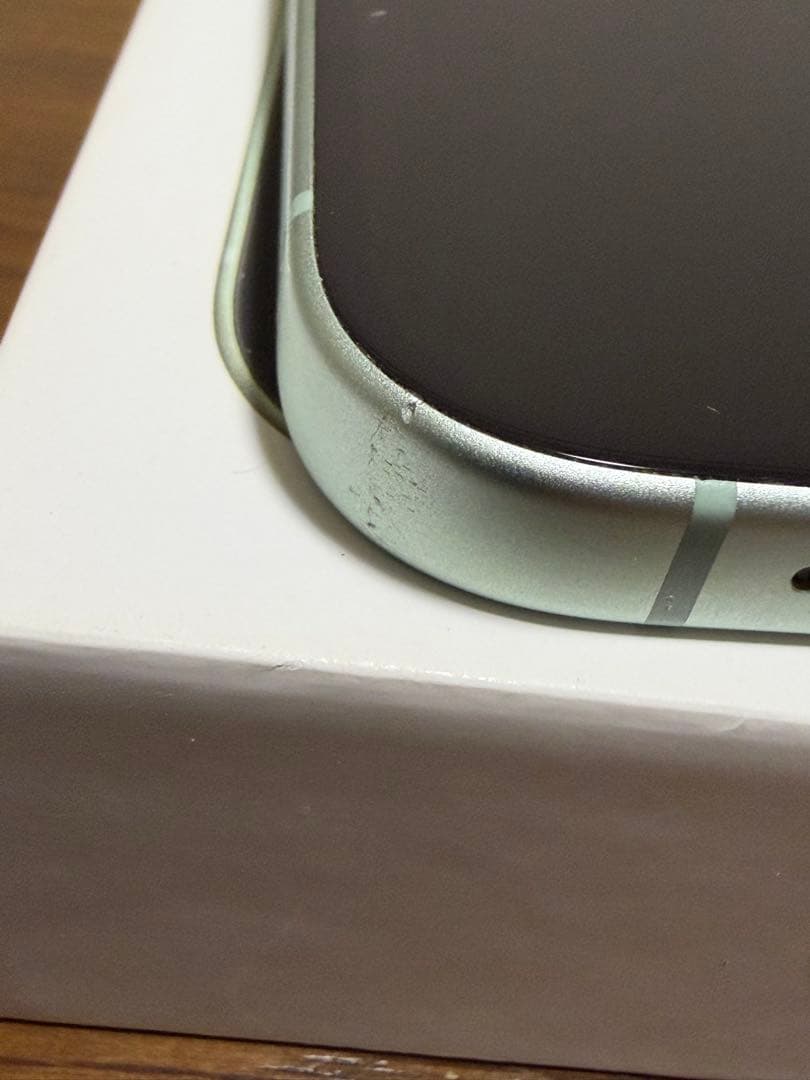 iPhone15 128GB グリーン　本体