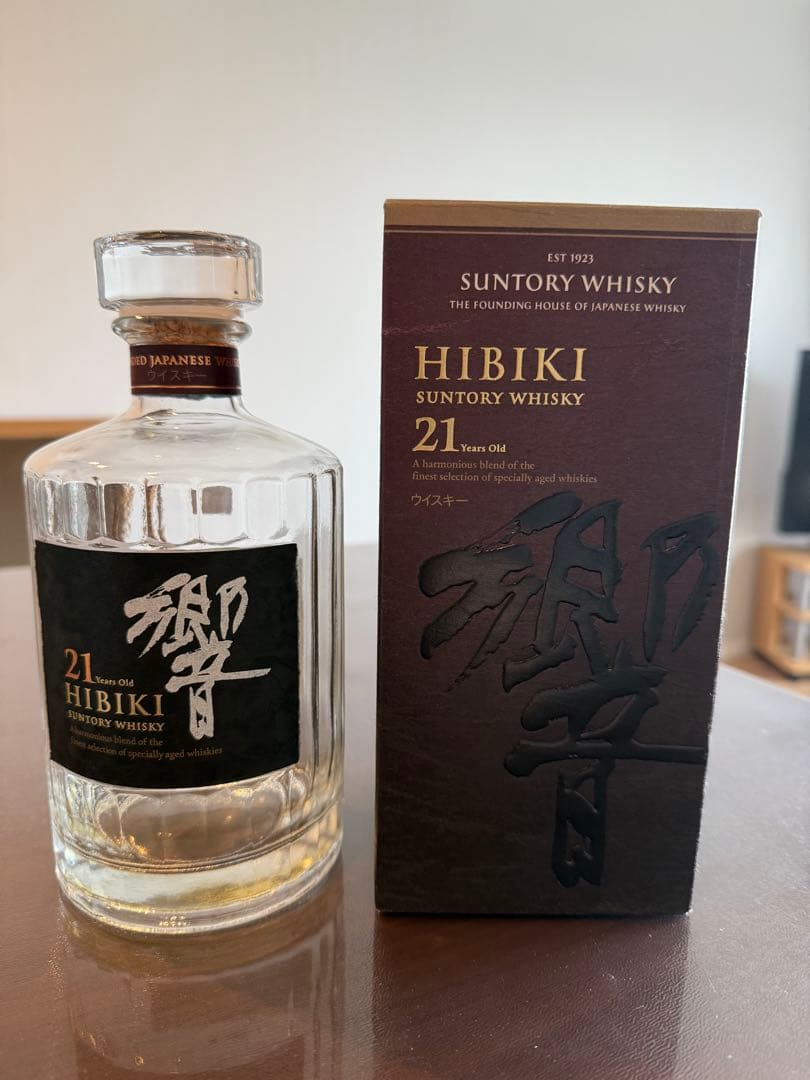 響HIBIKI 21年 ウイスキー 700ml⭐︎空瓶&外箱