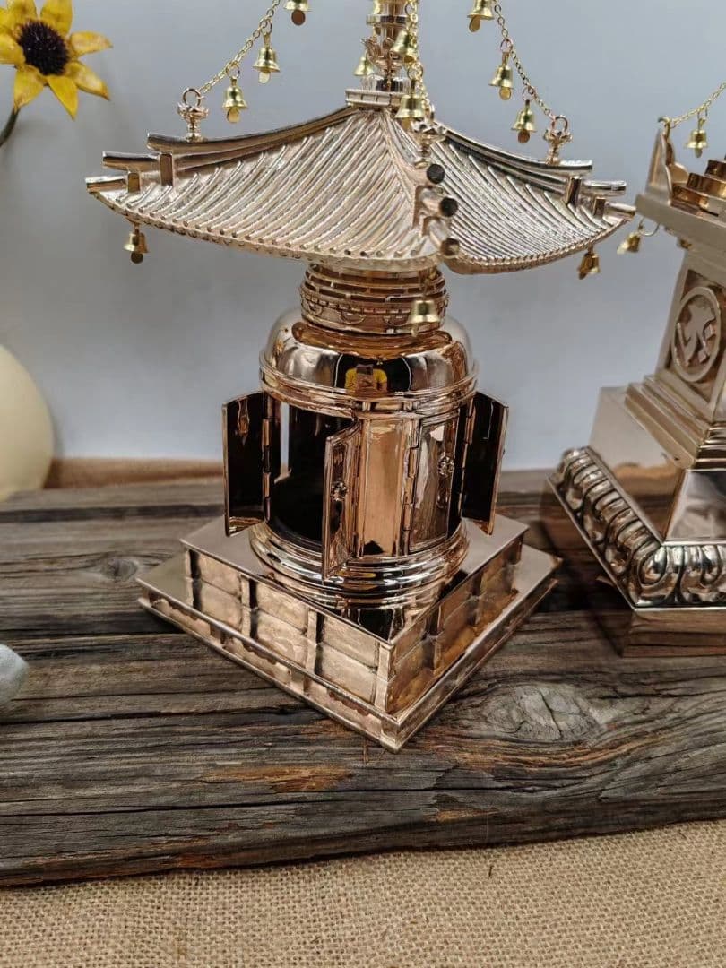 【修縁堂】密教法具 真言宗 根本塔 ドアは開けられます 密教法具 古美術品