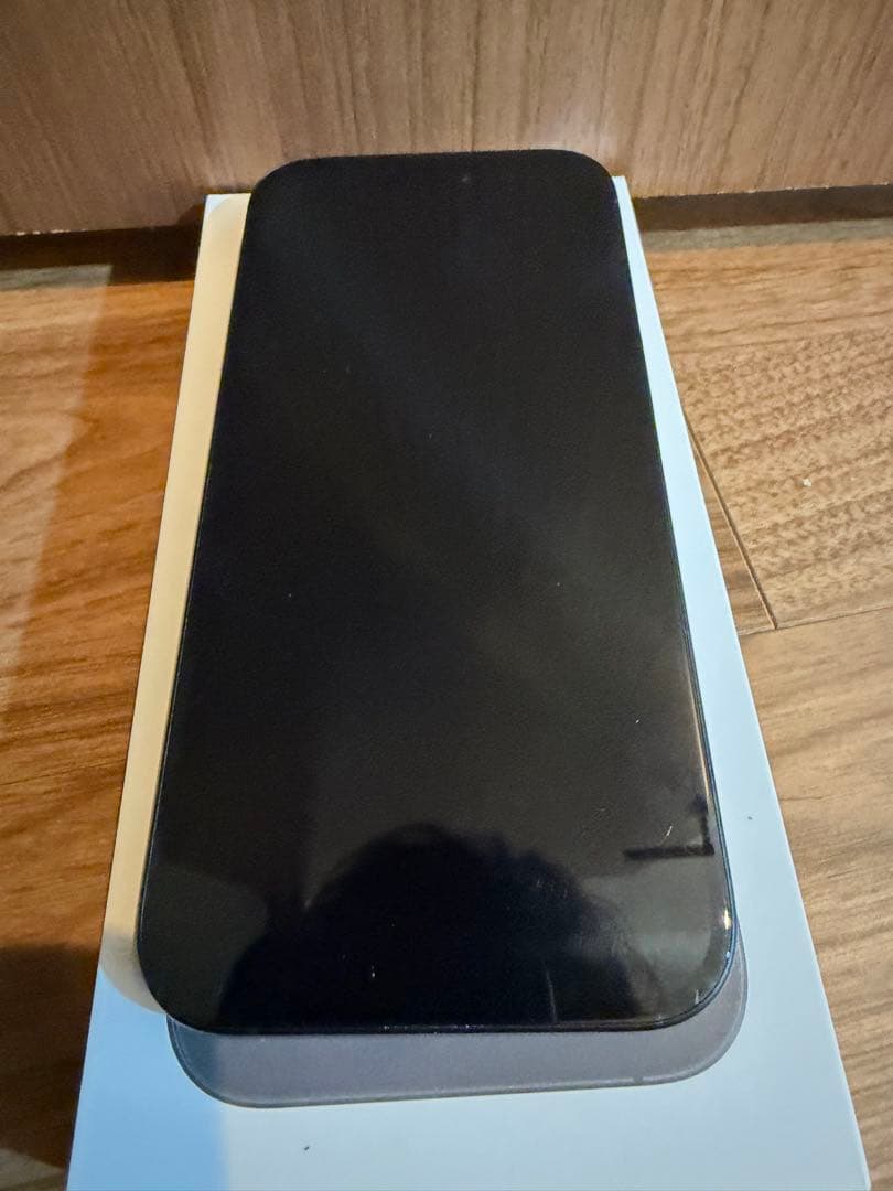 iPhone 16 black 128GB SIMフリー