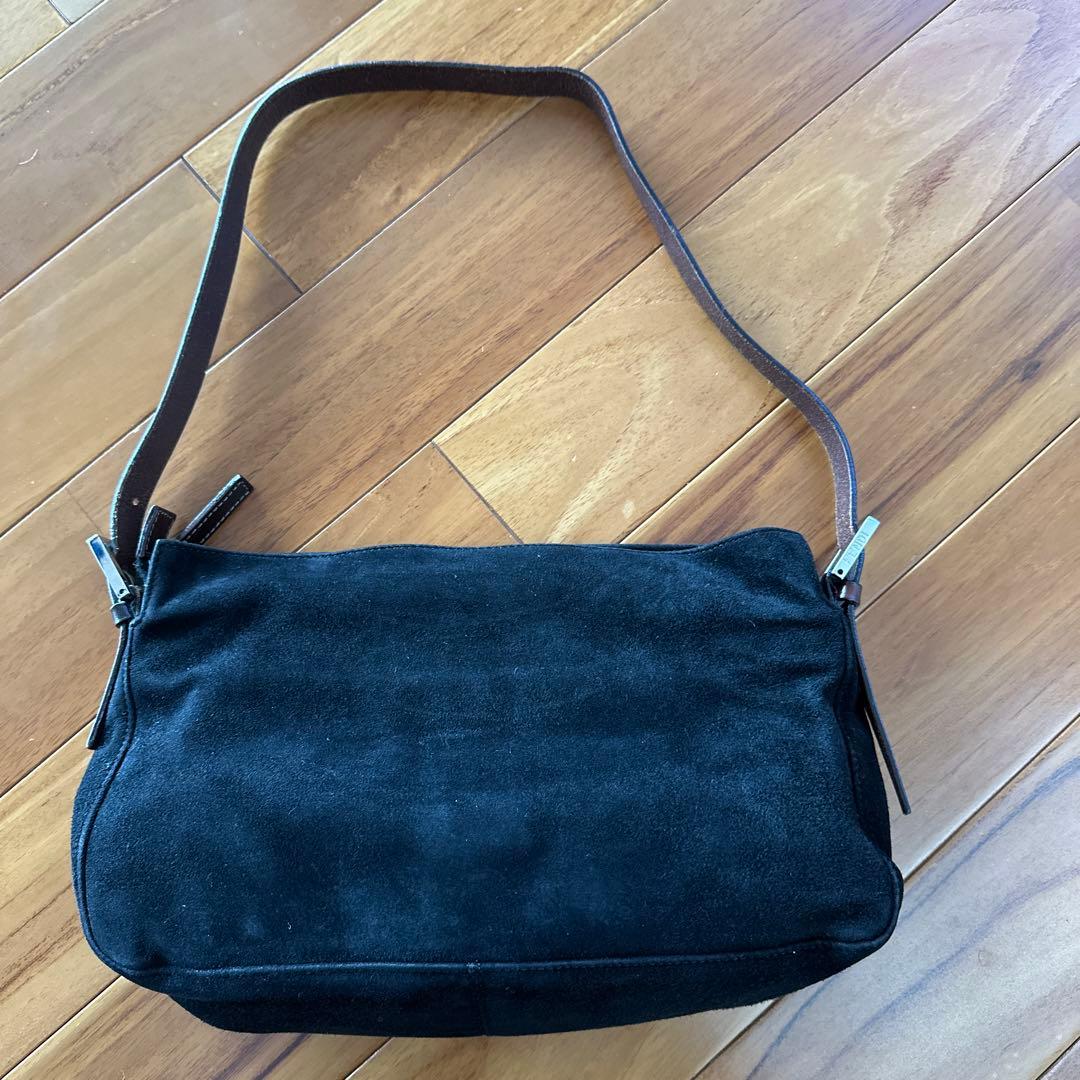 FENDI マンマバケット黒 スエード ショルダーバッグ