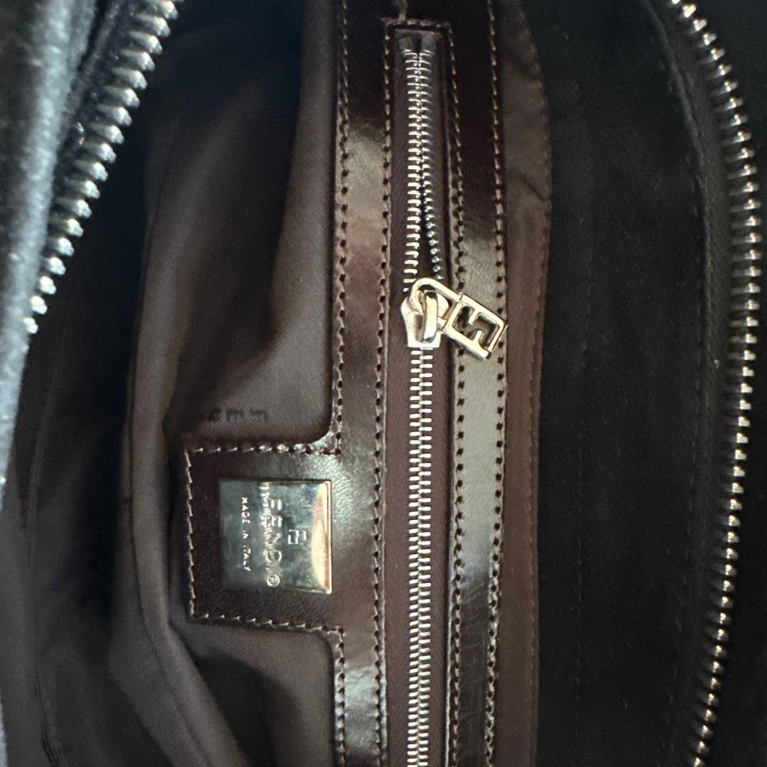 FENDI マンマバケット黒 スエード ショルダーバッグ
