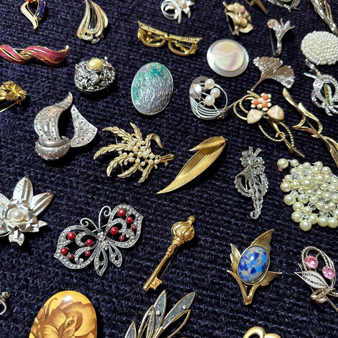 【vintage】ブローチ　130点以上　まとめ売り　大量