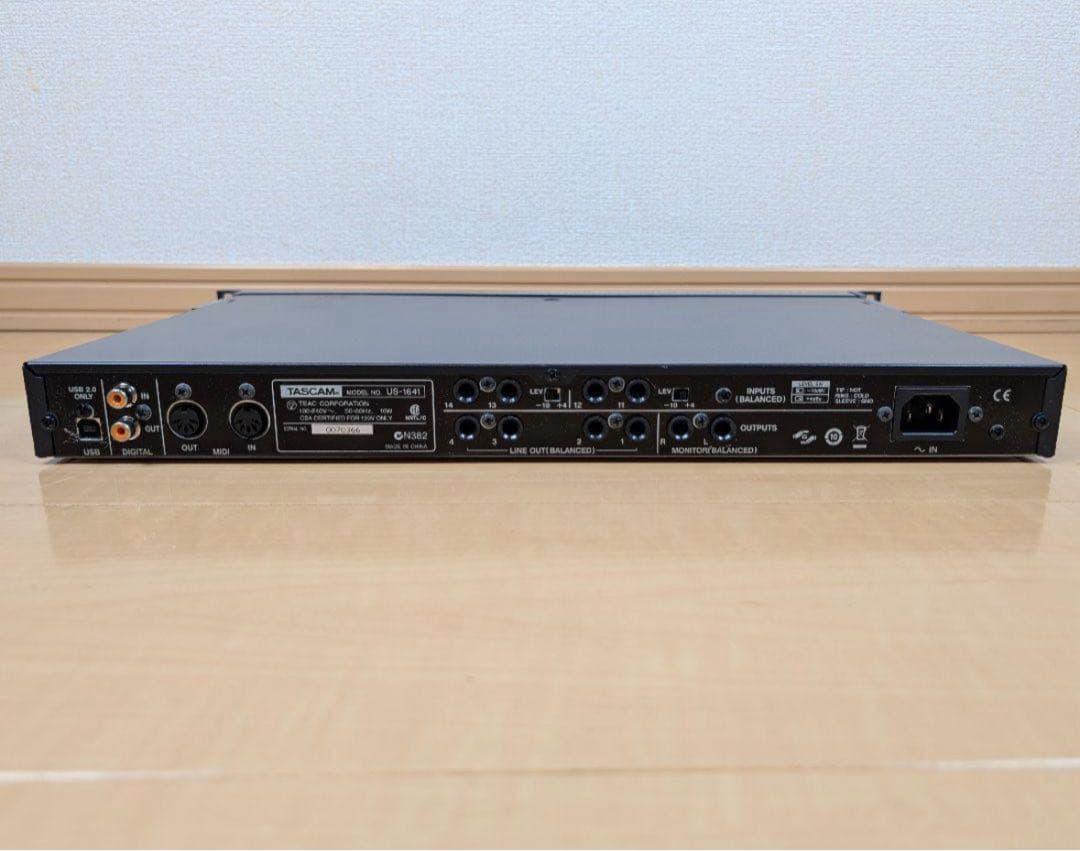 DTM・DAW TASCAM US-1641