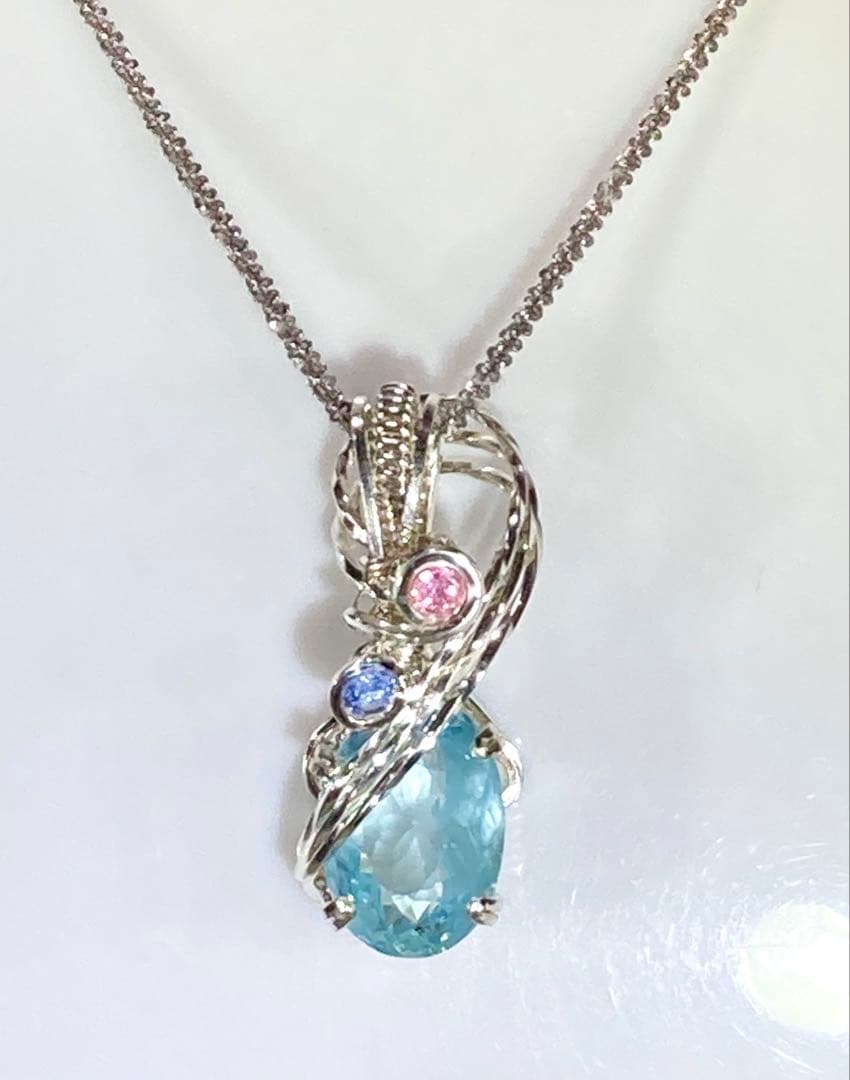 ゆき　アクアマリン　ペンダントトップ　ワイヤージュエリー