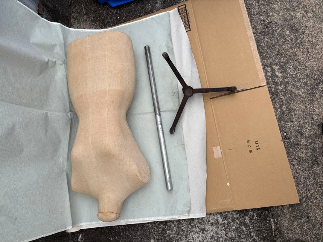 和装トルソー　べージュ着付けマネキン 和装ボディ女性用 　金属スタンド付き