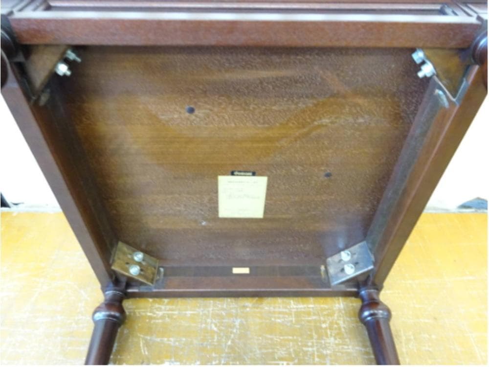 カリモク最高峰　ドマーニ　PROCEED　サイドテーブル　クラシック家具