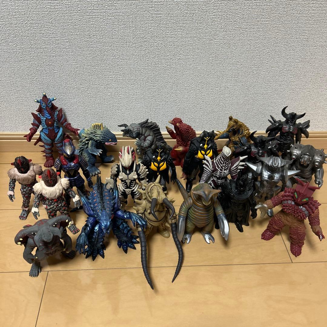 ウルトラマンメビウス怪獣ソフビ22体セット