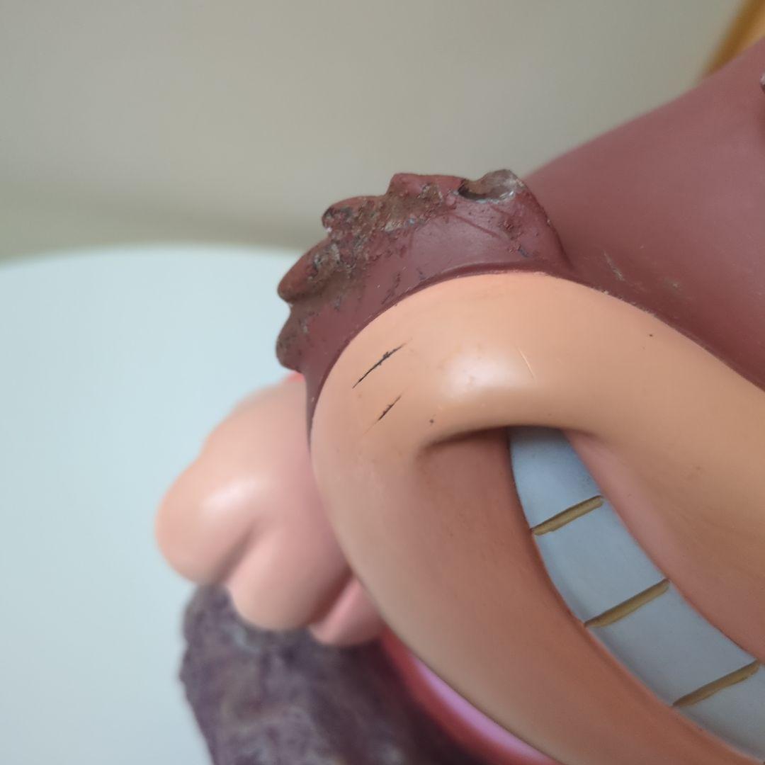 ディズニー　チェシャ猫 置物