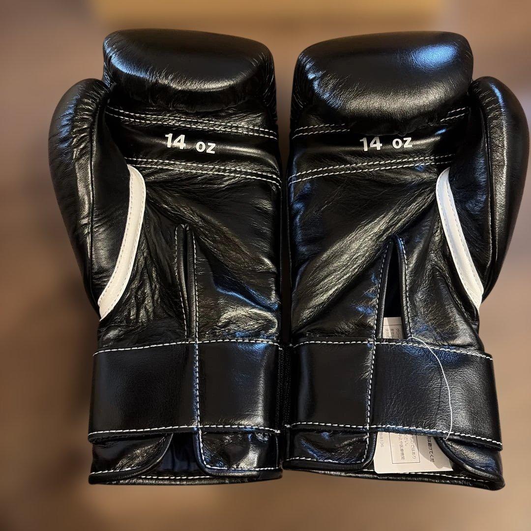 返品可能★Winnning 黒 ボクシンググローブ　14オンス