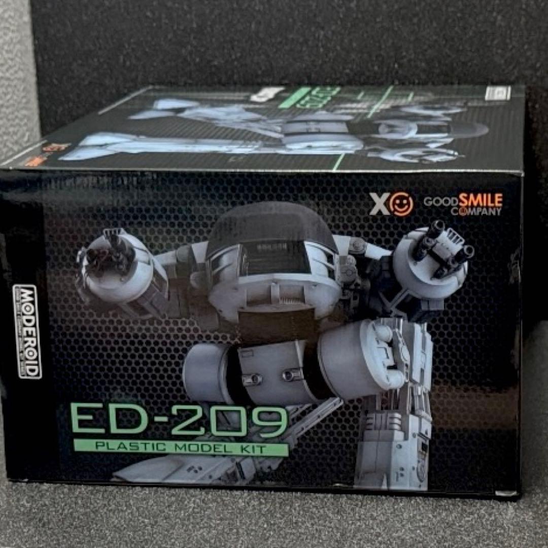 MODEROID ロボコップ ED-209