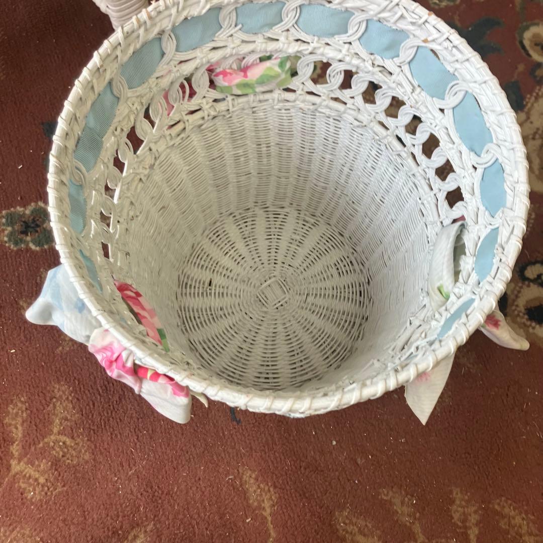 北欧レトロ 姫系 ラタンドレッサー 鏡台 椅子&ゴミ箱付き ビンテージ 古家具