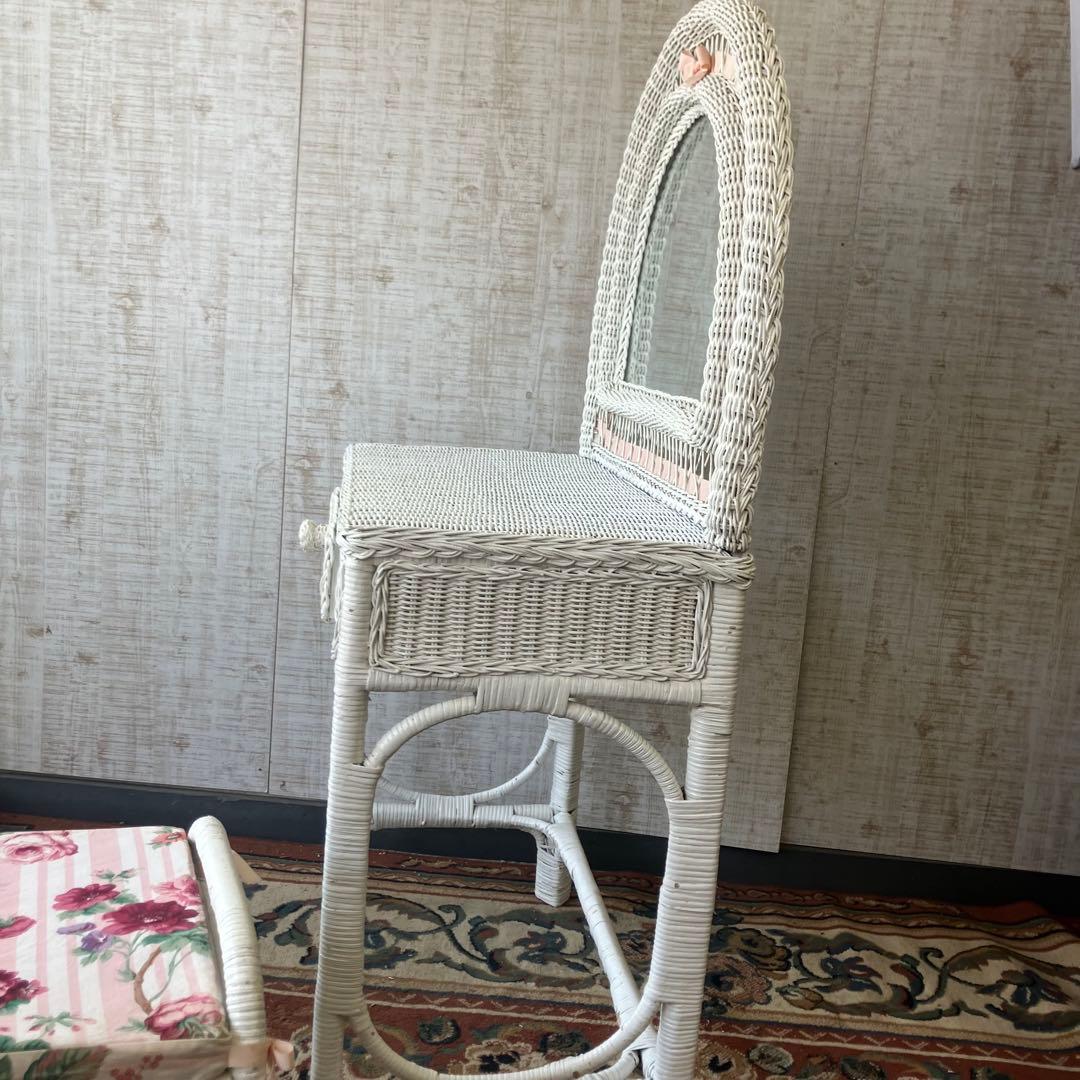 北欧レトロ 姫系 ラタンドレッサー 鏡台 椅子&ゴミ箱付き ビンテージ 古家具