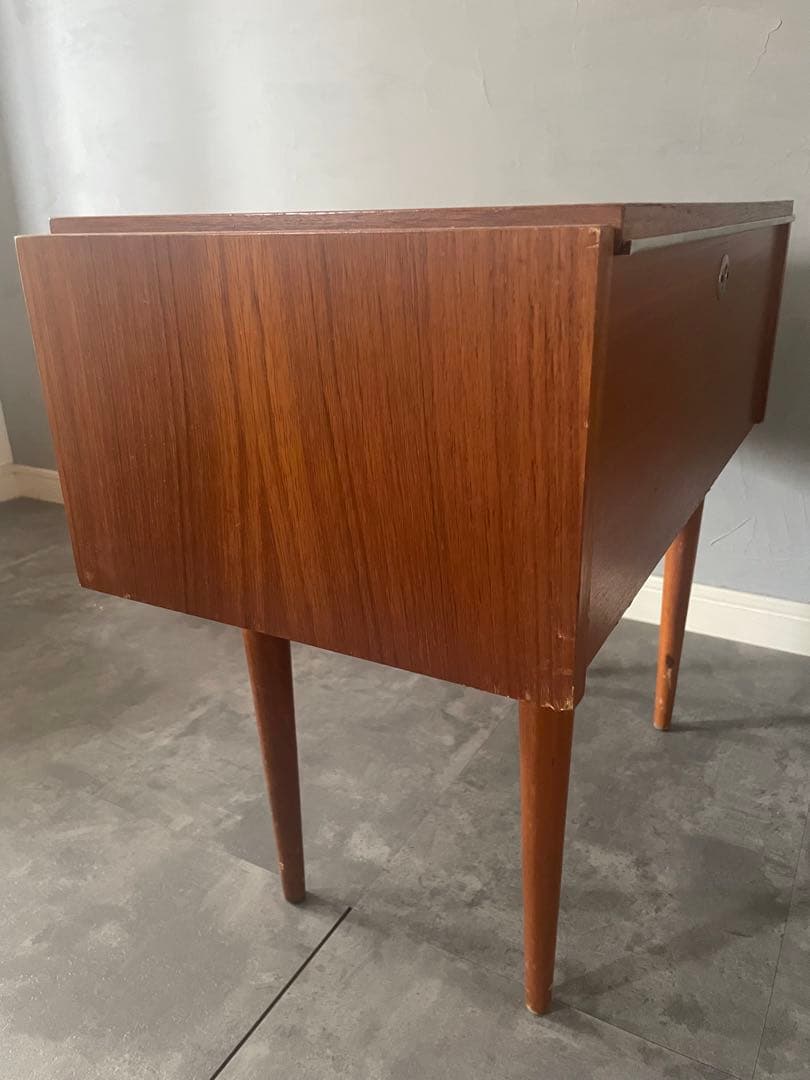 vintage euro　チーク サイドテーブル　ソーイングテーブル　チェスト