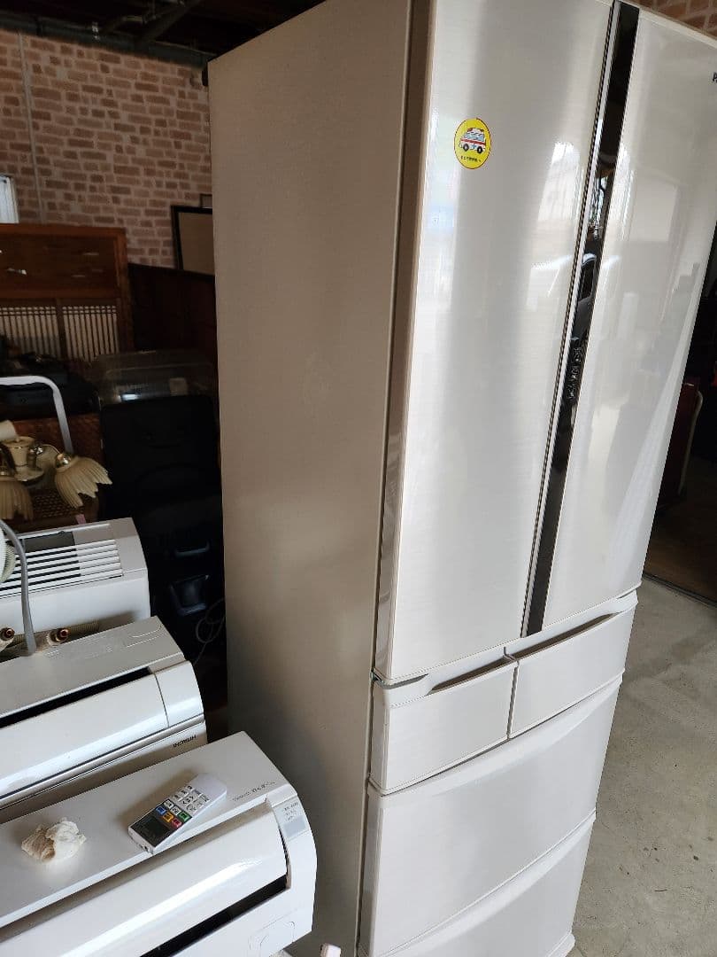 Panasonic大型冷蔵庫４２６リットル　２０１５年製