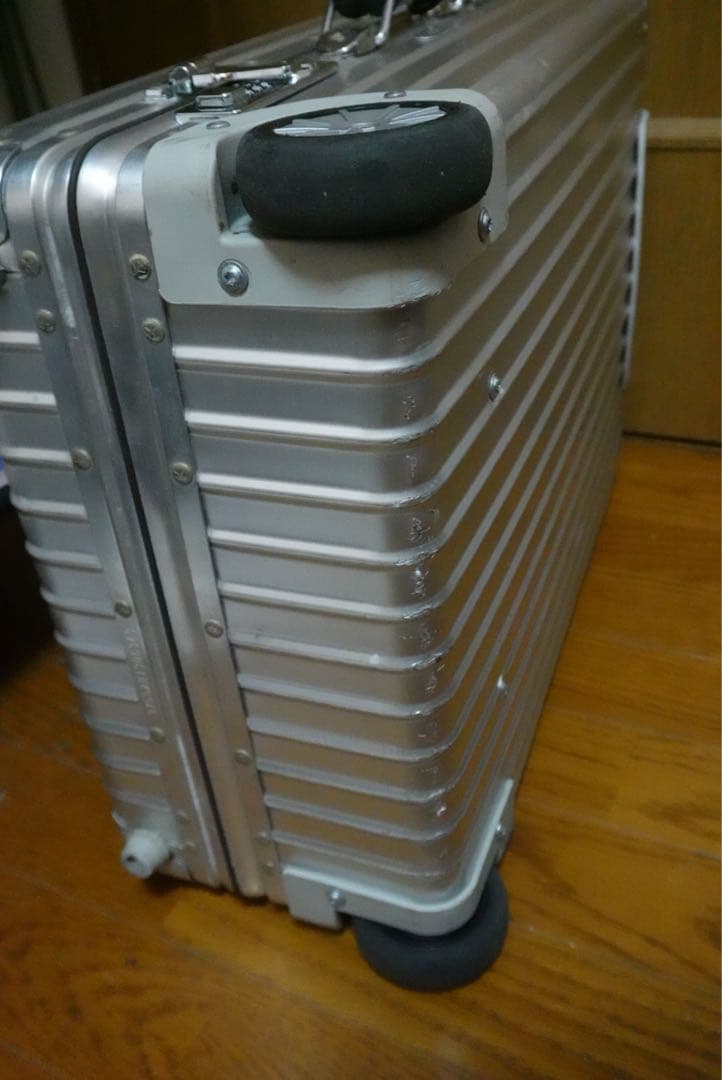 RIMOWA Classic Flight（クラシックフライト） 2輪