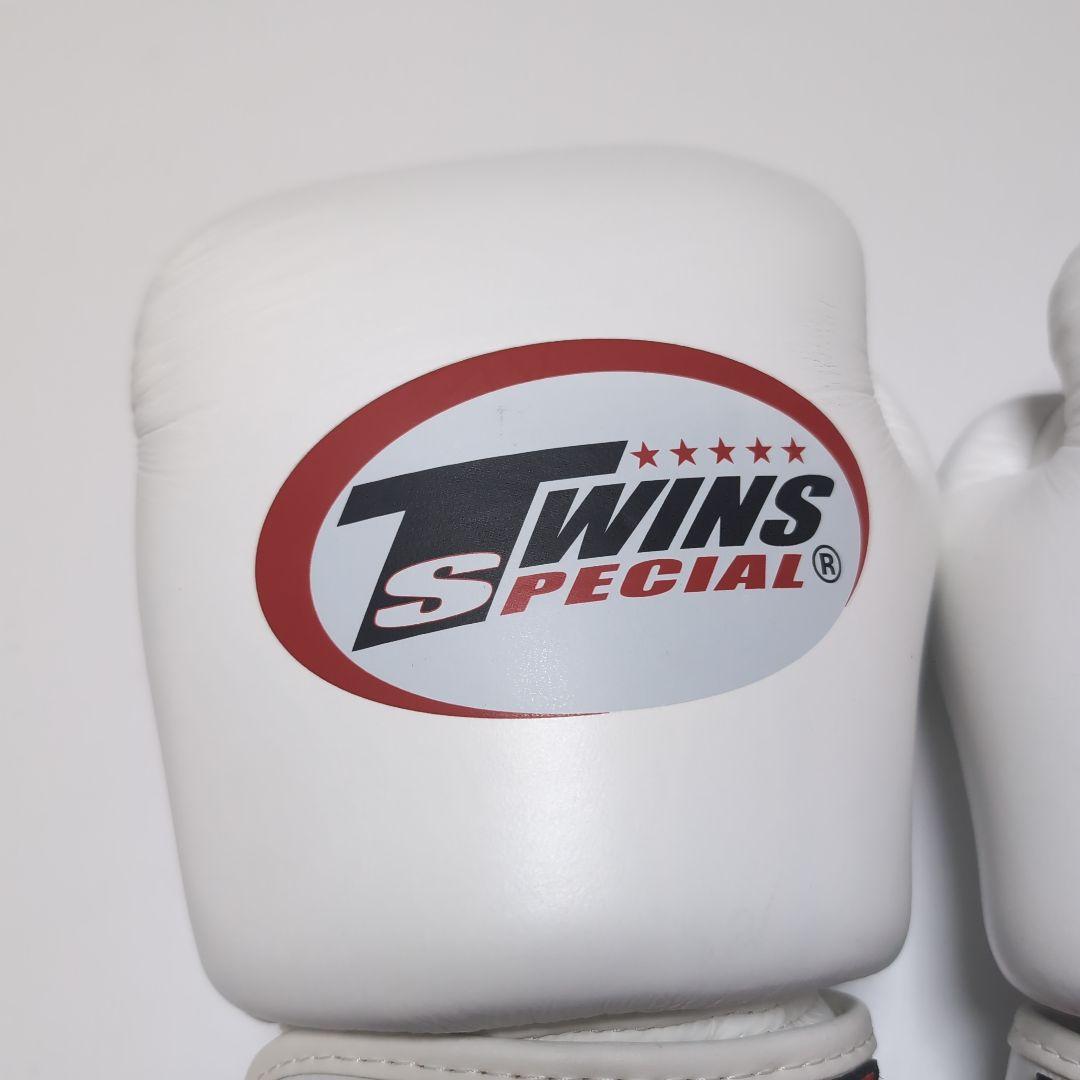 未使用級　TWINS　ツインズ SPECIAL ボクシンググローブ　8OZ　白
