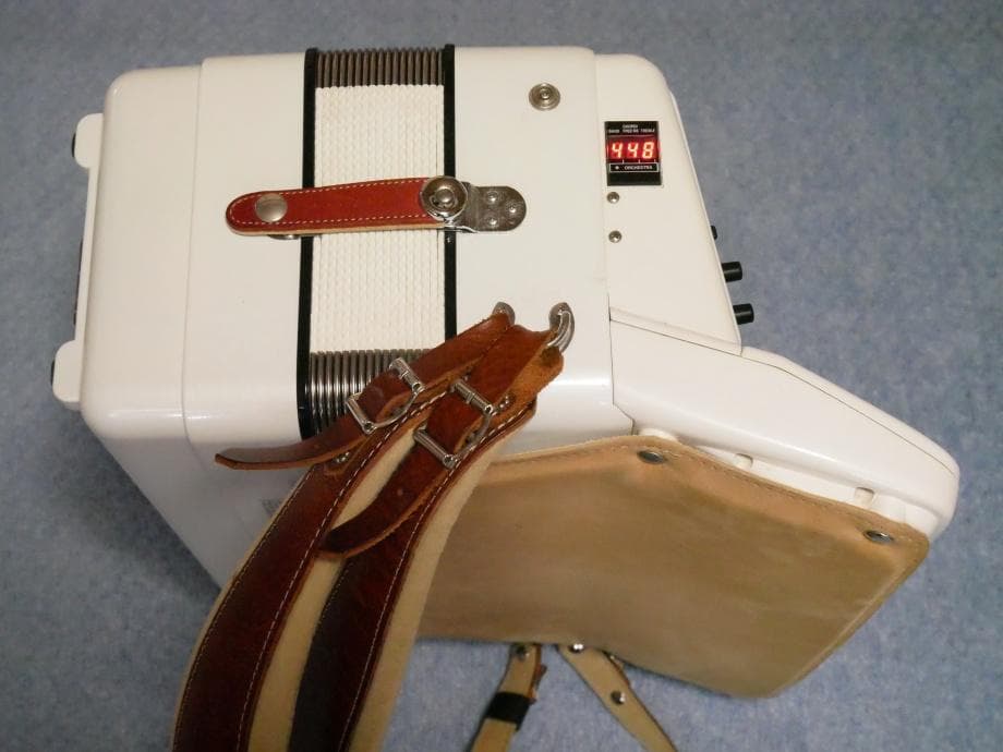 ローランドVアコーディオン　FR-3sb