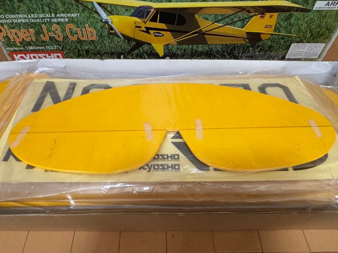 京商 PIPER J-3 CUB(パイパー J-3 カブ) 【ARF】RC飛行機