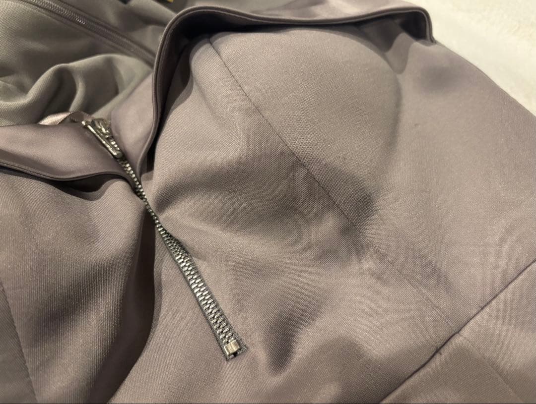 チョーカー風ホルターネックジップデザインタイトミニドレスクリーニング済