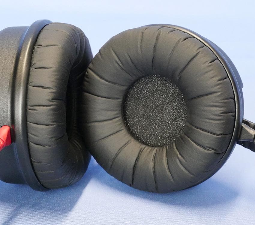 ゼンハイザー　HD25　密閉型ヘッドホン