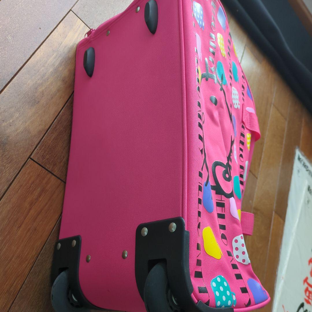 HelloKittyキャリーケース新品未使用
