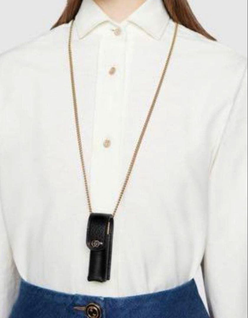 【新品】GUCCI リップケース　ネックレス　ブラック　オシャレ　GG レザー