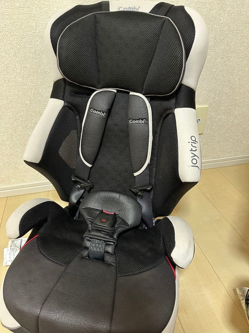 コンビ　美品ジョイトリップエアスルーGF