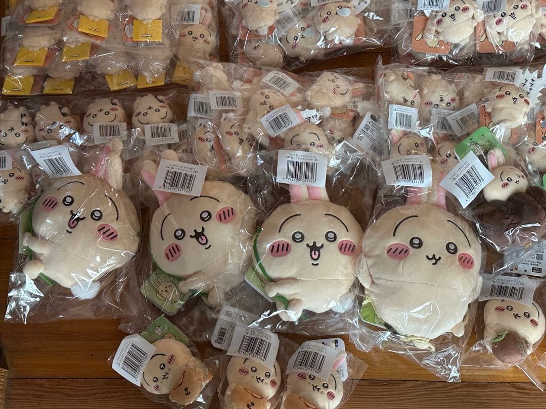 ちいかわくじ うさぎだらけくじ まとめ売り 84点分