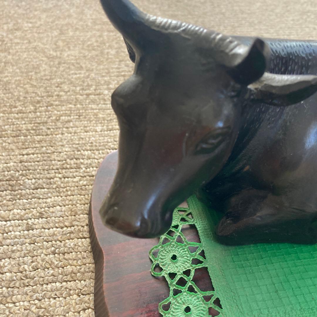 匿名配送　牛　置物　アンティーク　オブジェ　レトロ　動物