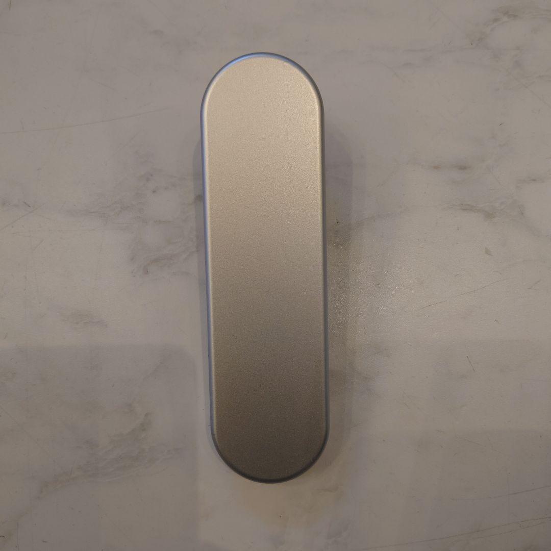 SALONIA EMS LIFT BRUSH 美顔ブラシ