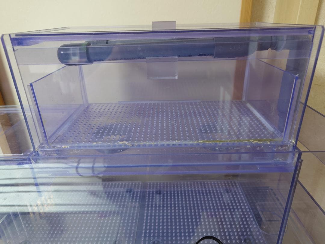 引取り限定　横浜市　アクリル水槽