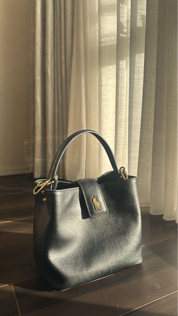 POLO ブラックレザーハンドバッグ