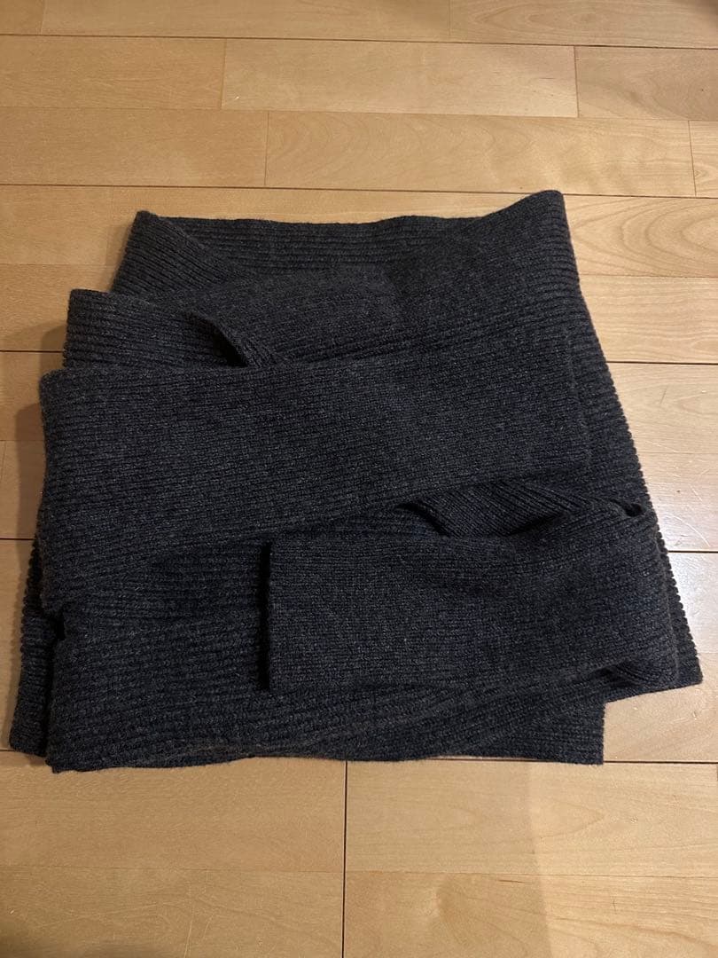 フミカウチダ fumika uchida オフショルダーニット マフラー