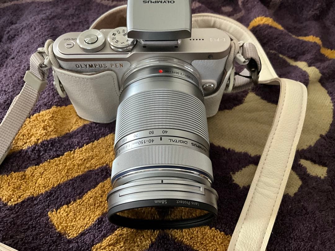 【がーる】OLYMPUS PEN E-PL8ミラーレスカメラ ダブルズーム