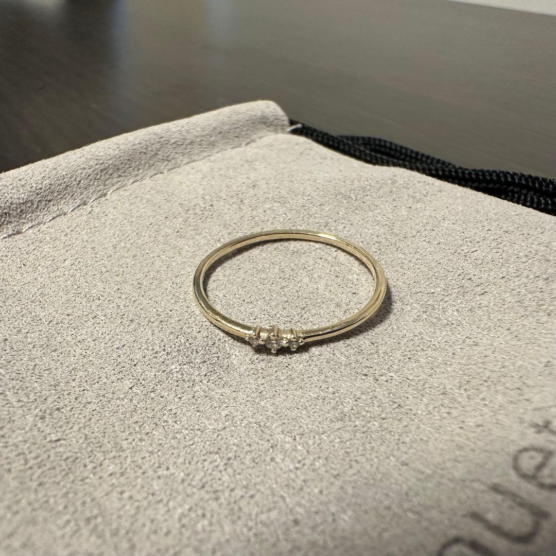 joueteダイヤモンド3石10金13号カラーはイエローゴールドの指輪