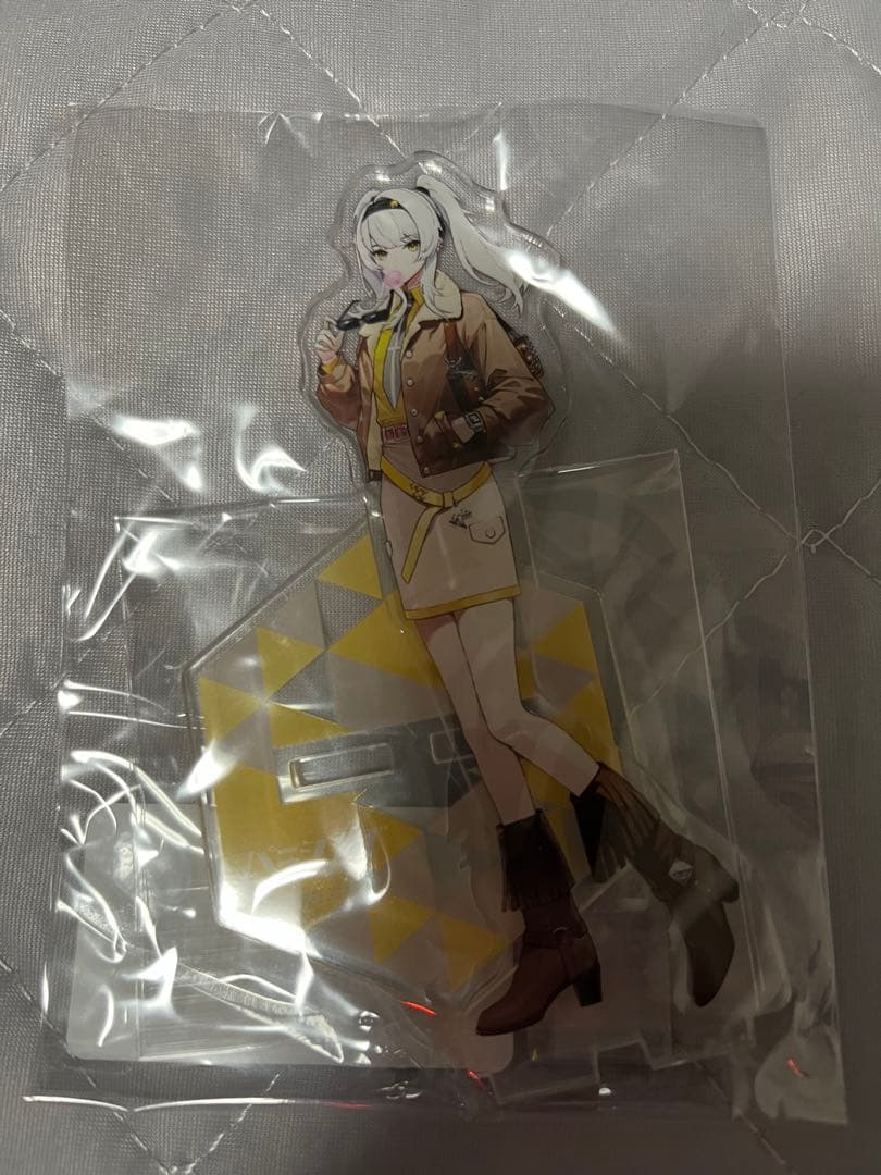 パニシング:グレイレイヴン　ヴィレヴァン　アクリルスタンド　カレリーナ