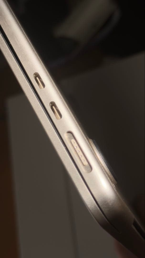 2022 MacBookAir M2 8GB 256GB 13インチ