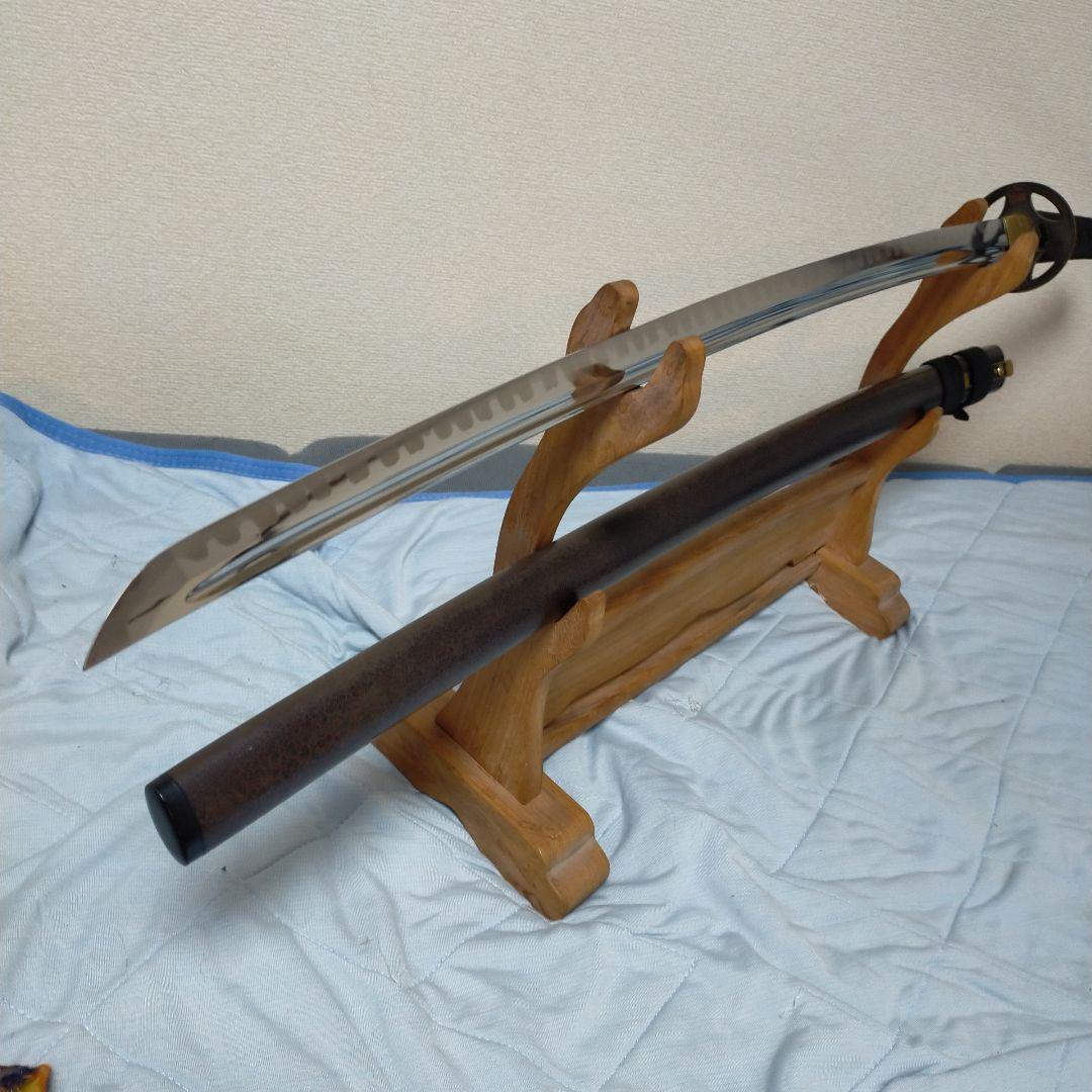 居合刀　模造刀　日本刀　鮫皮　鉄鍔　小柄　銘有り　刀剣　樋入り刀身