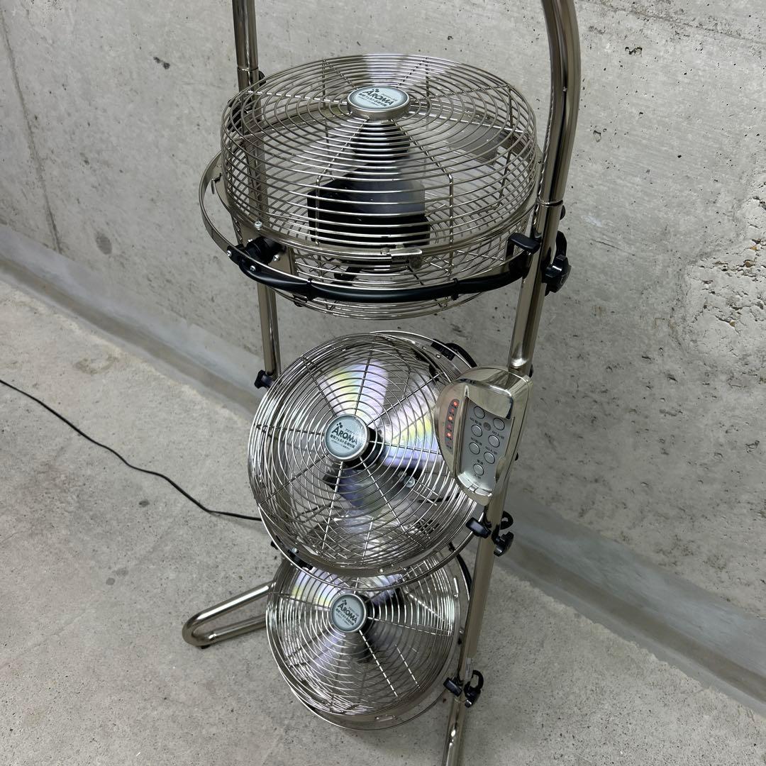 清掃済み　リモコン付き　ドウシシヤ　メタル扇風機　MBM-2381 3連