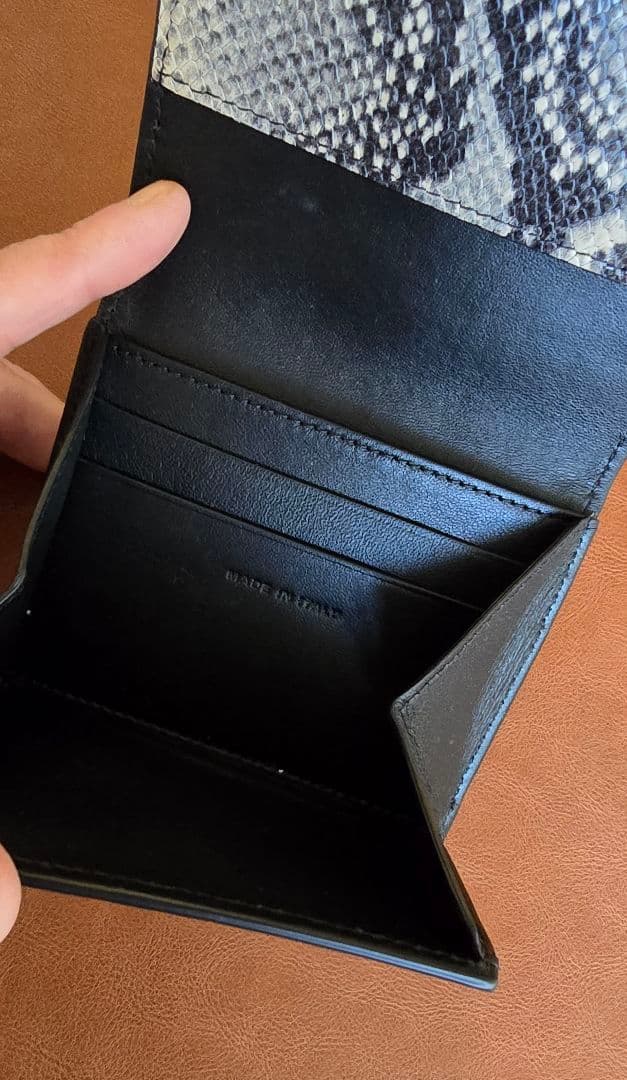 超美品☆MARNI☆小銭入れ☆ミニ財布☆マルニ☆パイソン