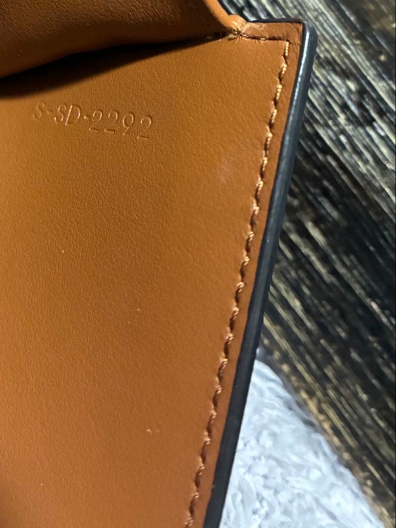 スモール フラップウォレット トリオンフ / シャイニーカーフスキン